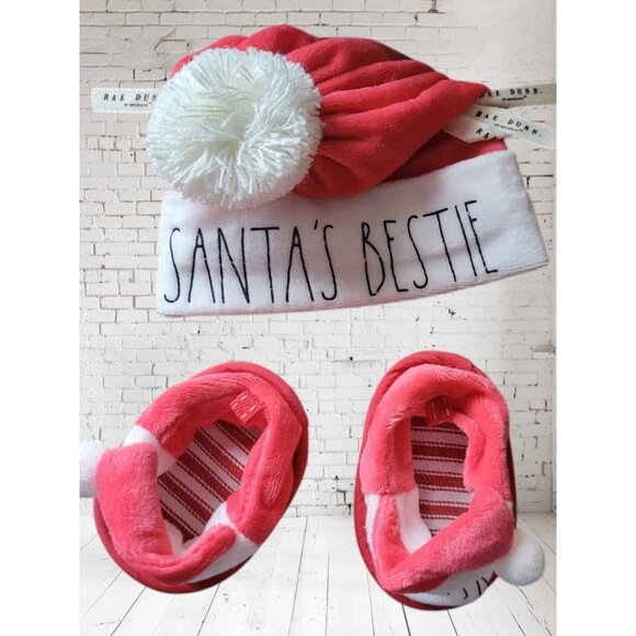 Rae Dunn Santa Hat / Slipper Set Baby NEW 0-6 months - Picture 2 of 6